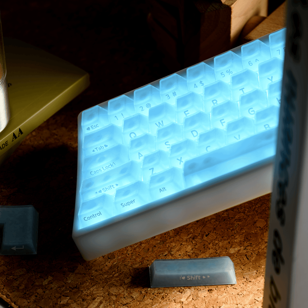 XVX M67 JadeStone Forged Carbon VIA Tri-Mode Mechanical Keyboard - Agenda365.com
