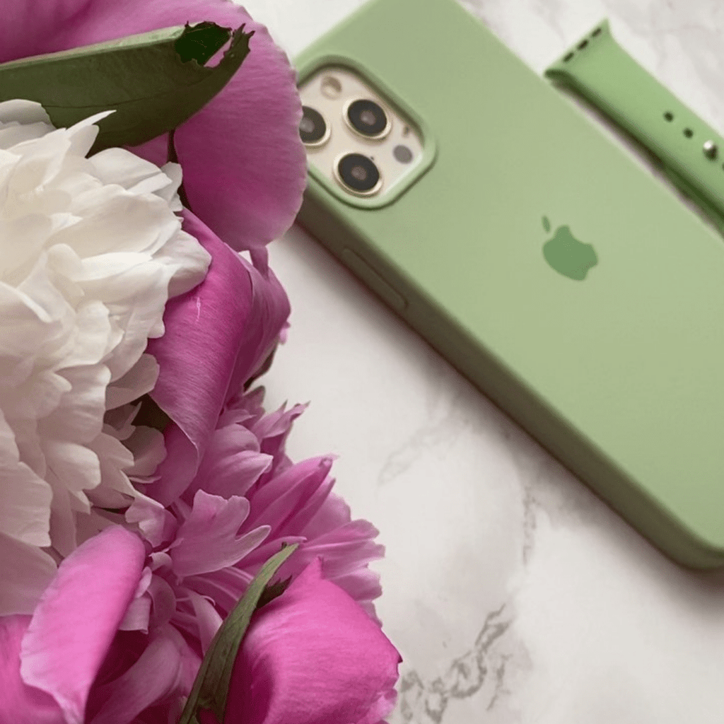 iPhone Silicone Case (Matcha Green) - Agenda365.com
