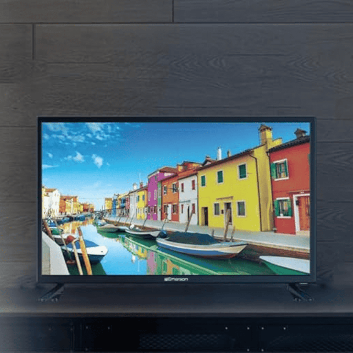Emerson 24" Class Widescreen HD LED Television - Agenda365.com