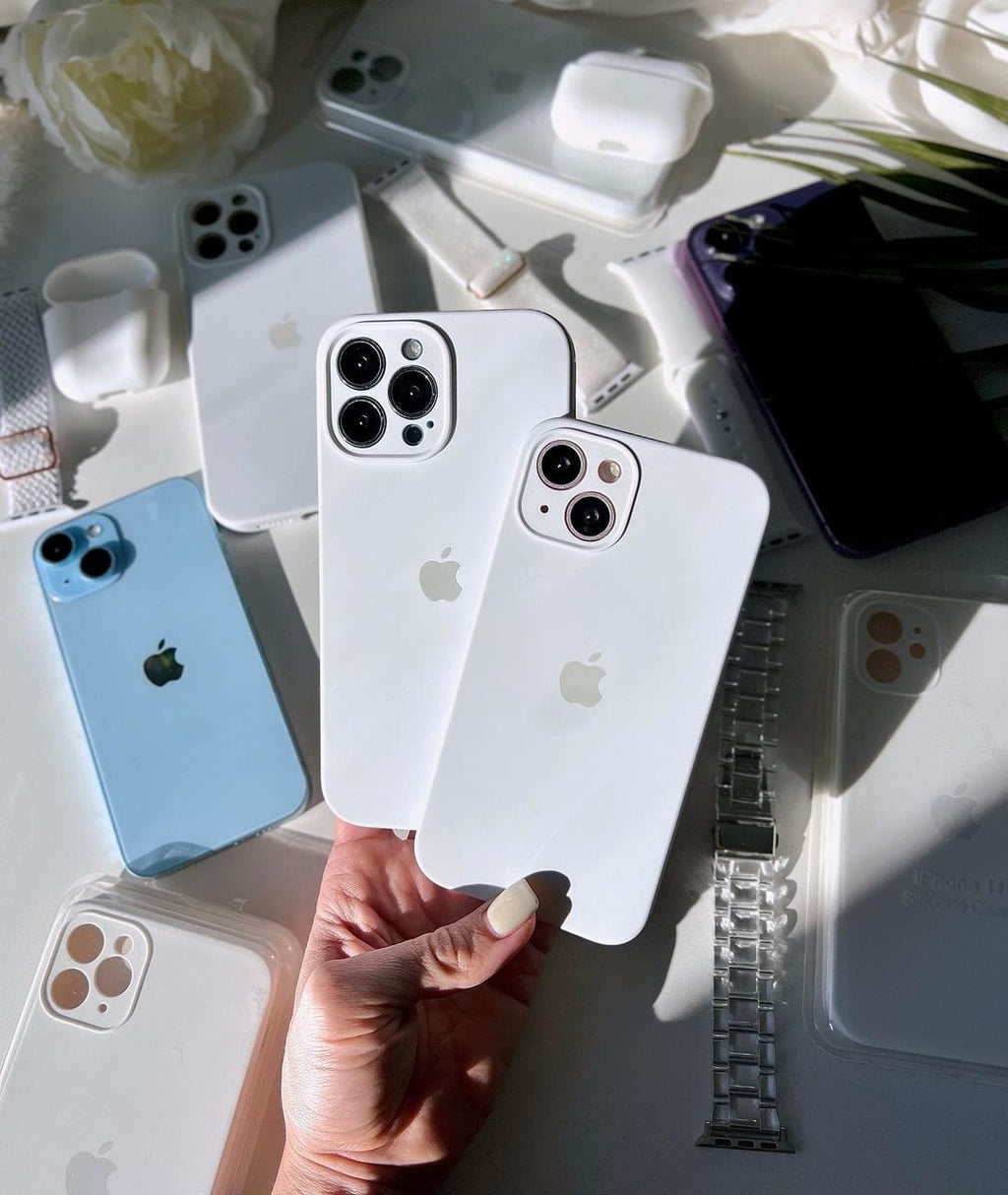 iPhone Camera Protection Silicone Case (White) - Agenda365.com