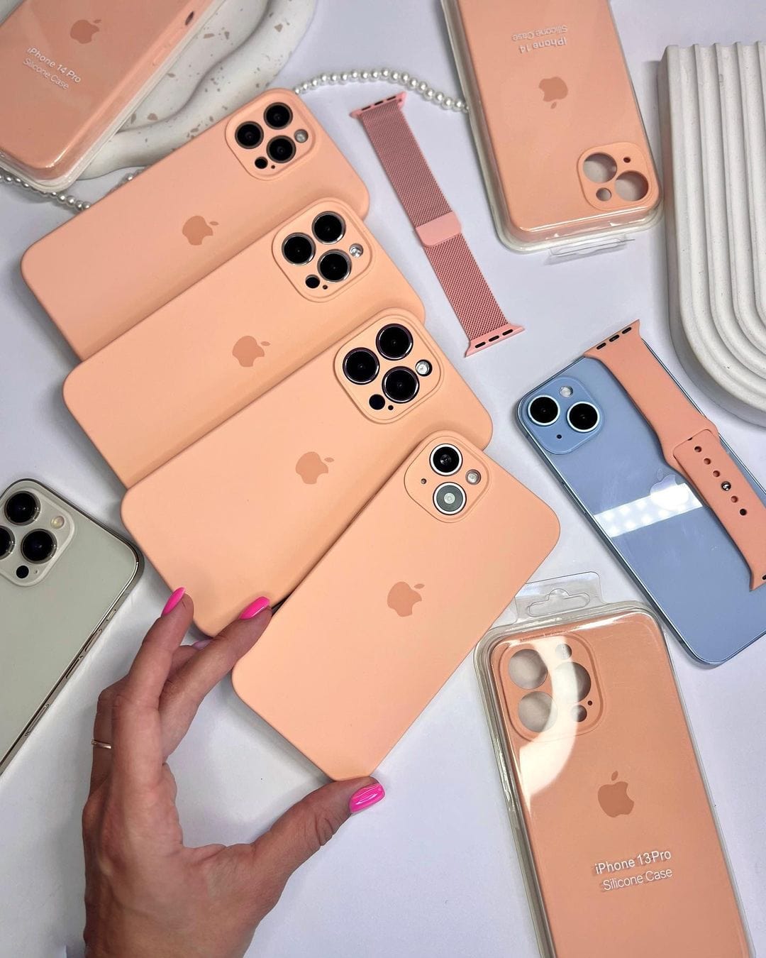 iPhone Camera Protection Silicone Case (Begonia) - Agenda365.com