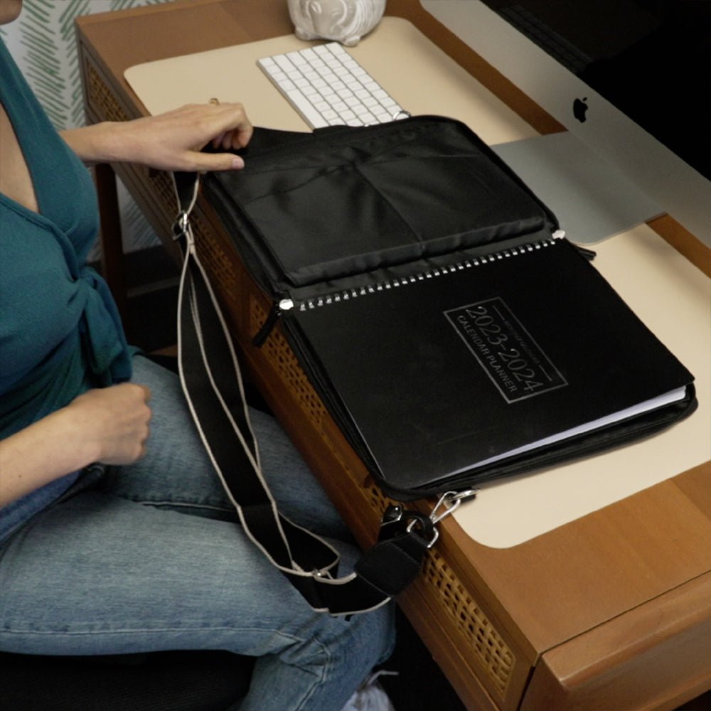 Tailored Tablet Case w/Pouch - Agenda365.com