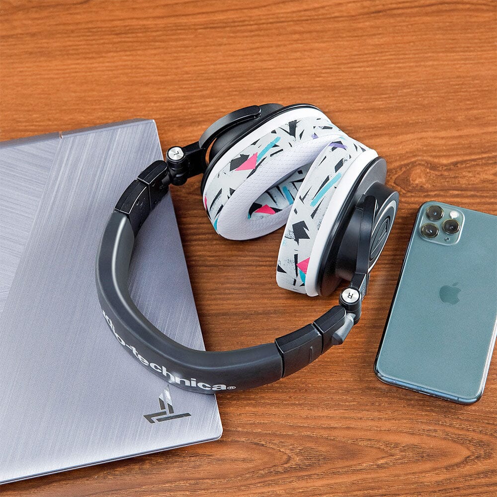 WC FreeZe - Hybrid Cooling Gel Infused Gaming Earpads - Agenda365.com